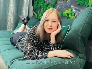 Daisyblooming