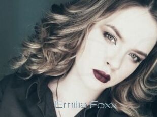 Emilia_Foxx