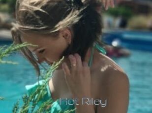 Hot_Riley