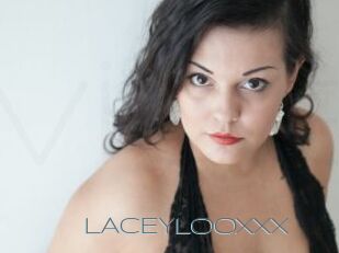LACEYLOOXXX