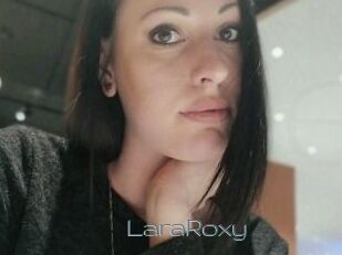 LaraRoxy
