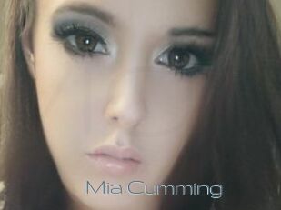 Mia_Cumming