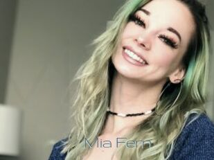 Mia_Fern