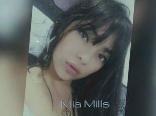 Mia_Mills