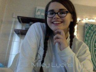 Miley_Lyons