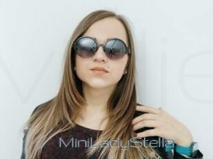MiniLadyStella