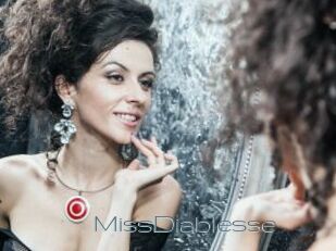MissDiablesse Vidéos de Jeunes