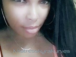 MistressKyraKurves