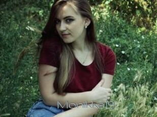 Monikka19