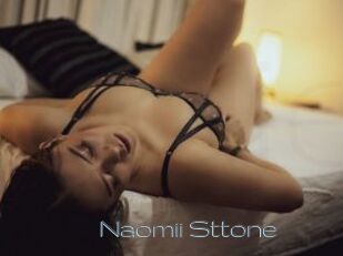 Naomii_Sttone