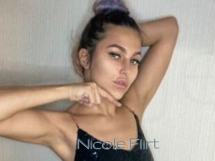Nicole_Flirt Vidéos de Jeunes