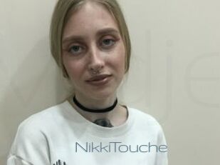 NikkiTouche