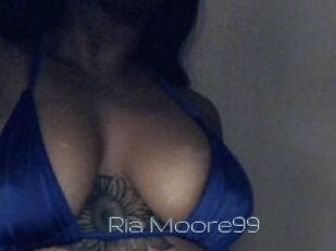 Ria_Moore99