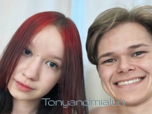 tonyandmialun Vidéos de Jeunes