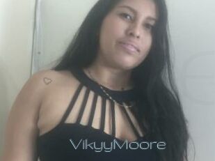 VikyyMoore